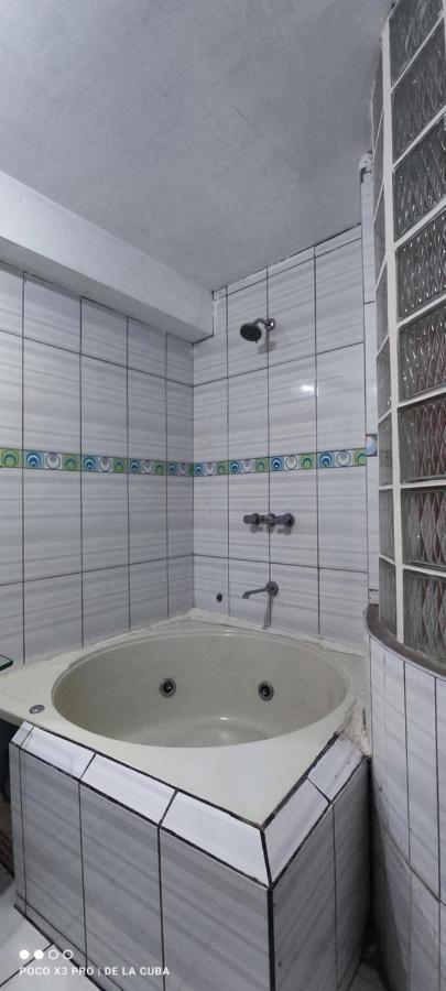 クスコHospedaje De La Cubaアパートメント エクステリア 写真